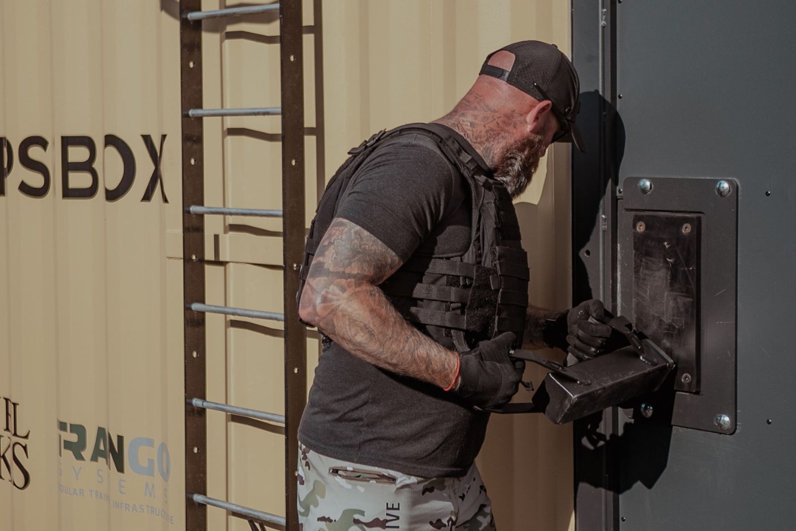 BeaverFit-UK-Urban-Ops-Box-Tactical-Training-Breaching-Method-of-Entry-8